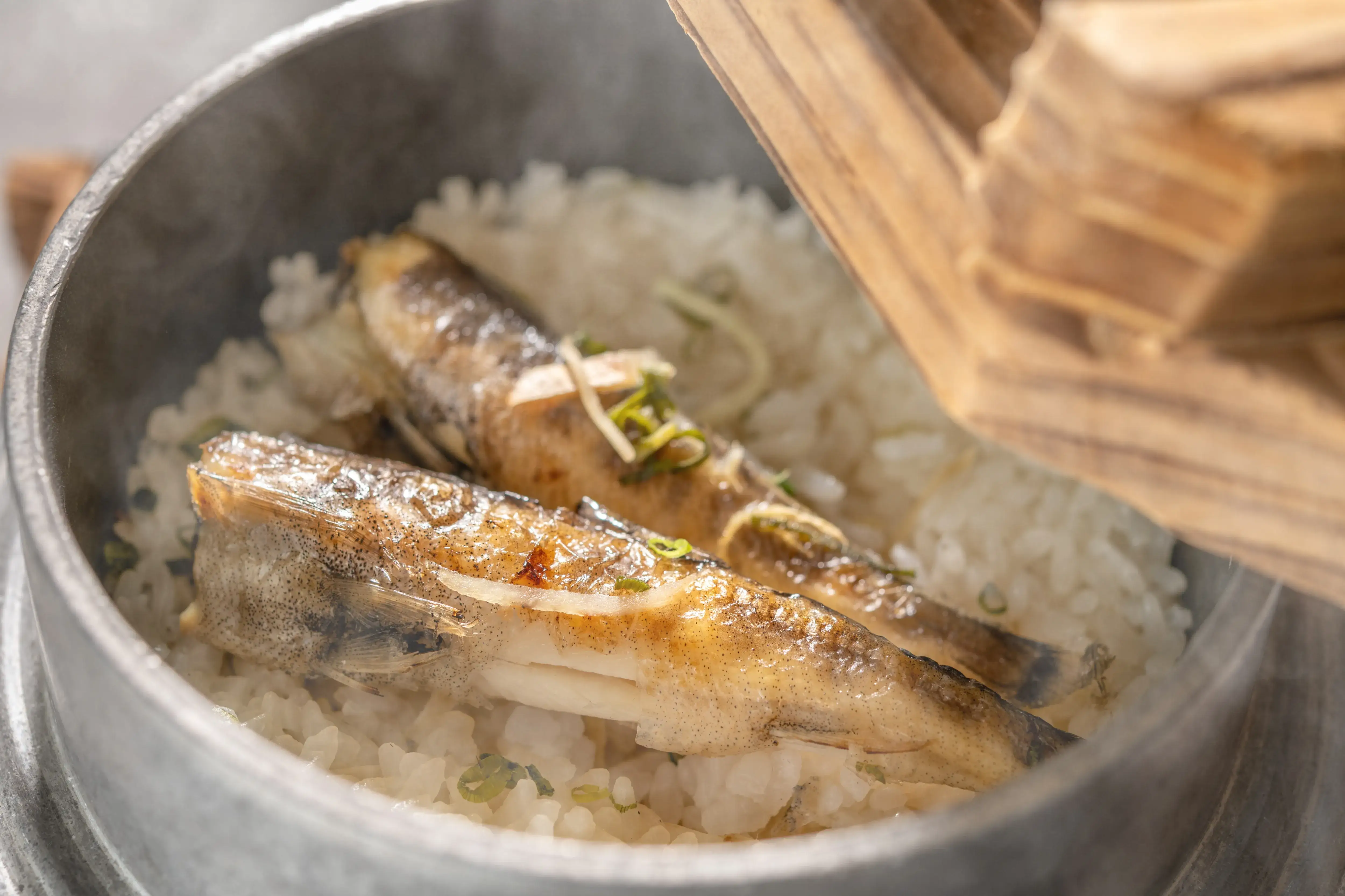 メヒカリ釜飯